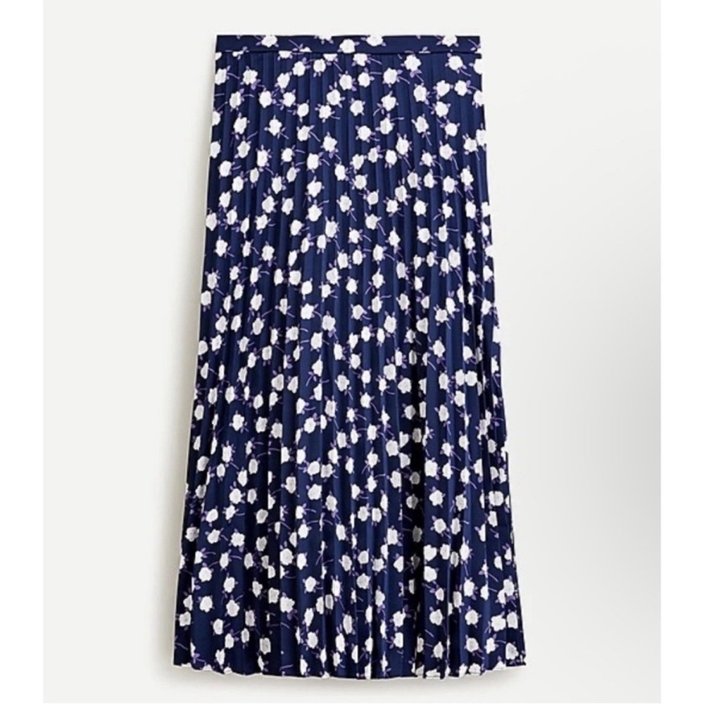 J Crew Navy Floral Pleated Midi Skirt. NWOT. Size 6 - Picture 3 of 11